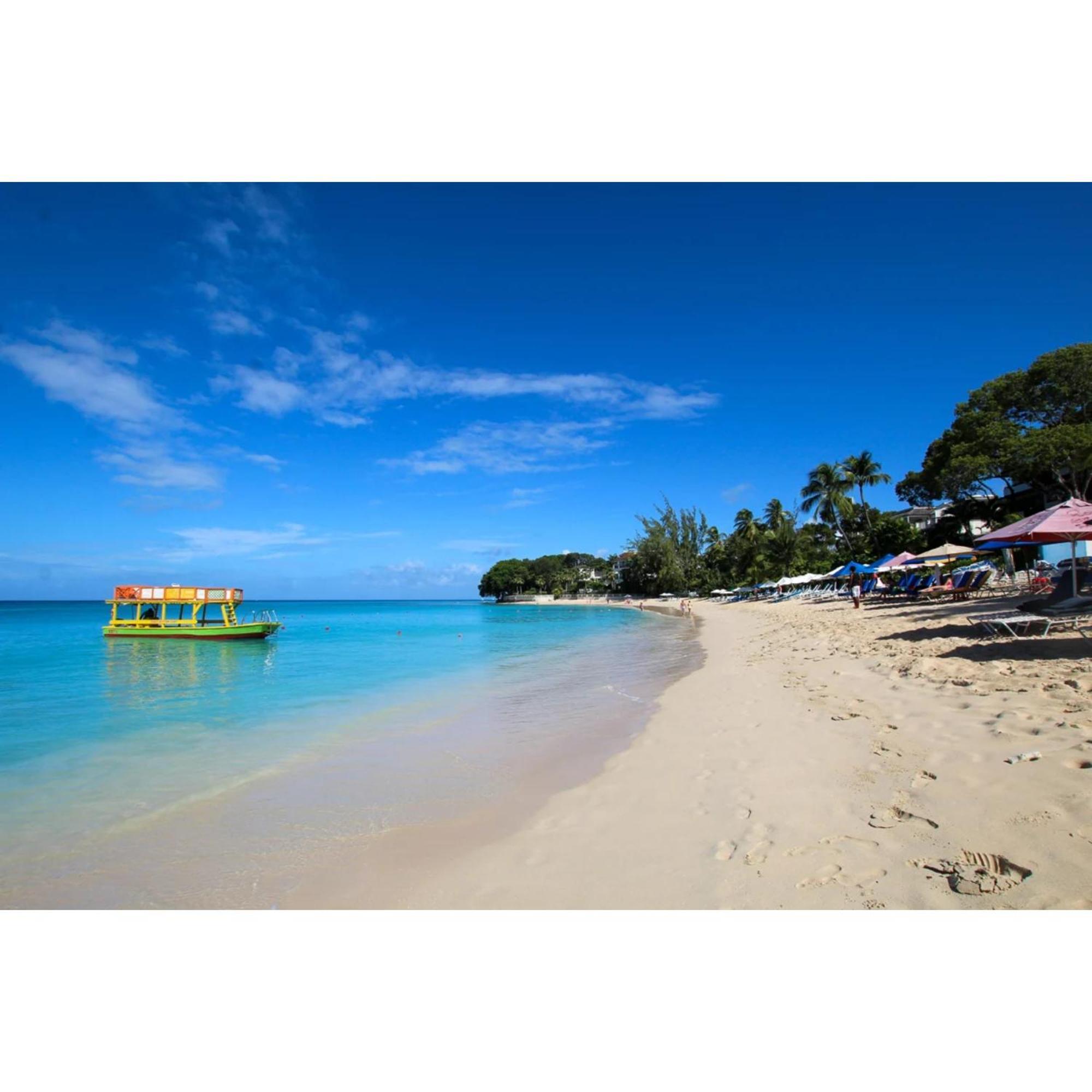 Bora Bora By Blue Sky Luxury Apartment Paynes Bay Room photo